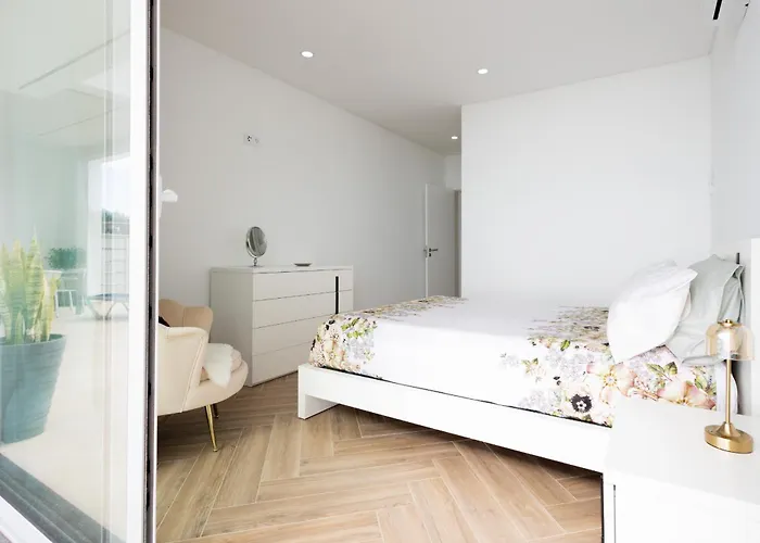 Willa Bela Vista - Pool Arco da Calheta (Madeira)