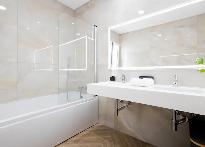 Willa Bela Vista - Pool Arco da Calheta (Madeira)