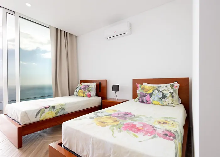 Willa Bela Vista - Pool Arco da Calheta (Madeira)